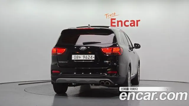 Kia Sorento 2018 thumb 4