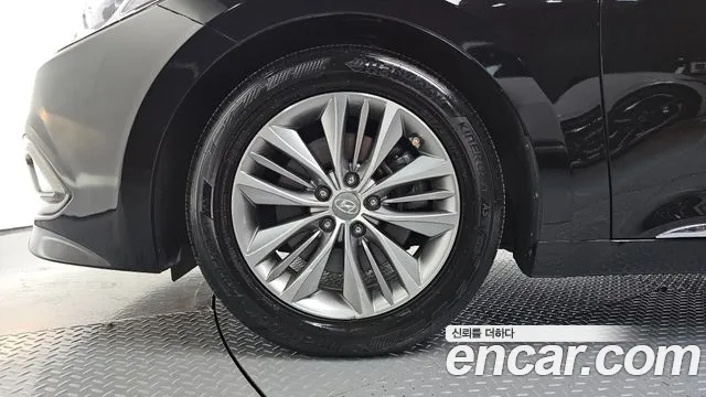 Hyundai Grandeur 2015 thumb 5