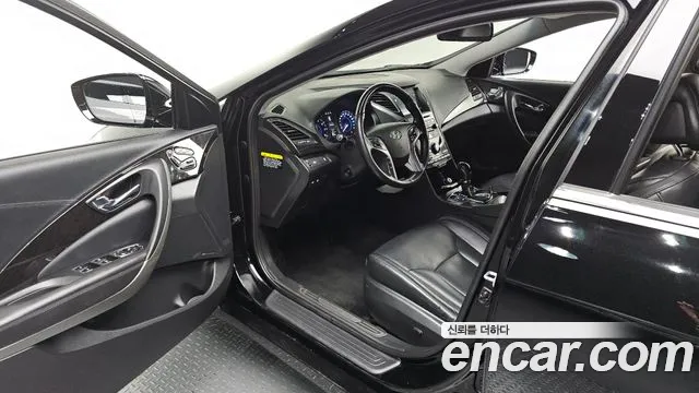 Hyundai Grandeur 2015 thumb 10