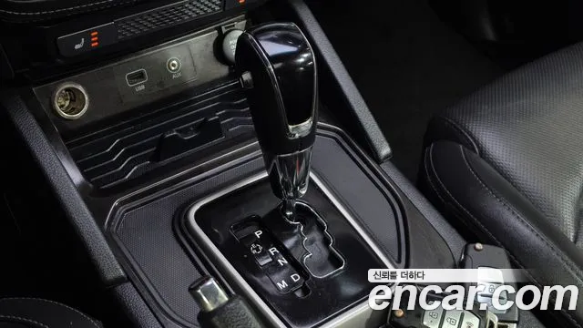 KG_Mobility_Ssangyong Rexton 2018 thumb 9