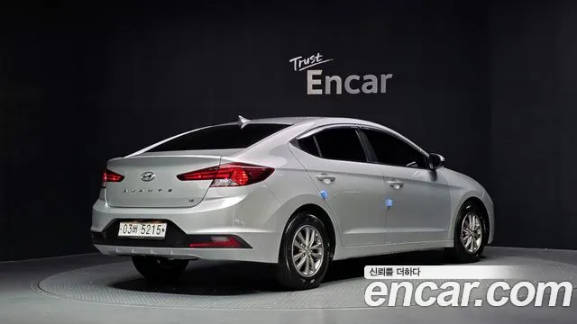 Hyundai Avante 2018 thumb 2