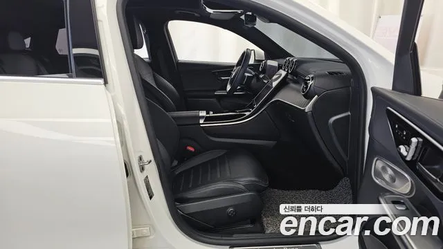 Mercedes-Benz GLC 2023 thumb 11