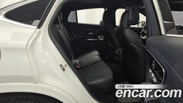 Mercedes-Benz GLC 2023 thumb 12