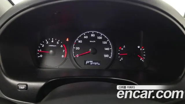 Hyundai Starex 2018 thumb 8