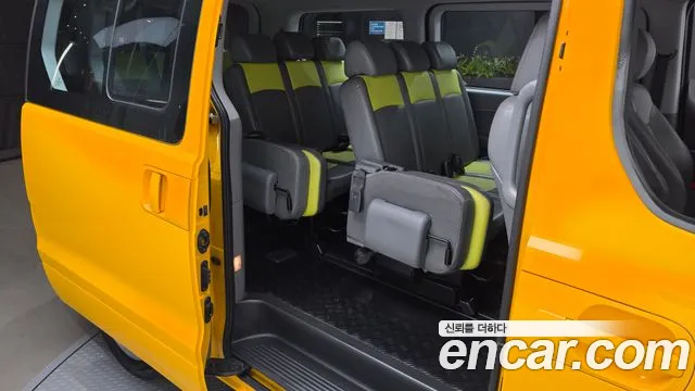 Hyundai Starex 2018 thumb 12