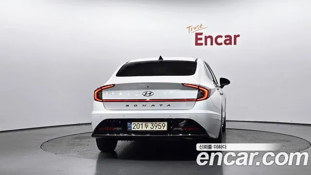 Hyundai Sonata 2022 thumb 3