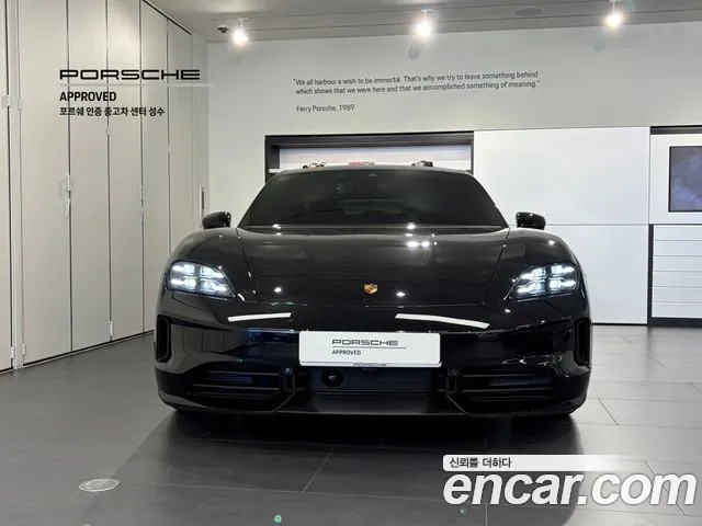 Porsche Taycan 2025 thumb 3
