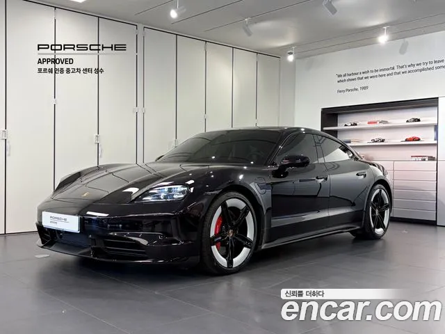 Porsche Taycan 2025 thumb 12