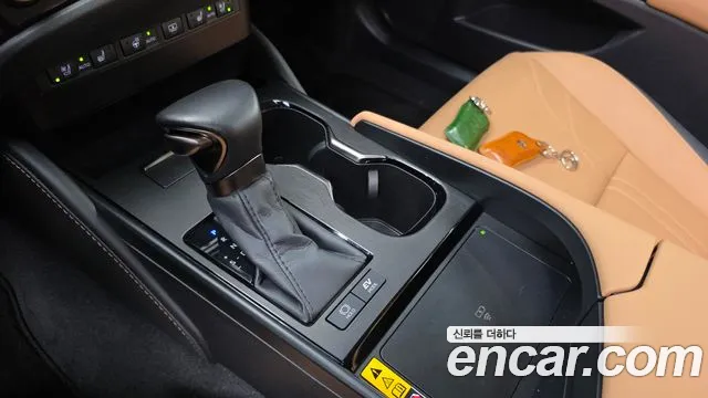 Lexus ES 2024 thumb 9
