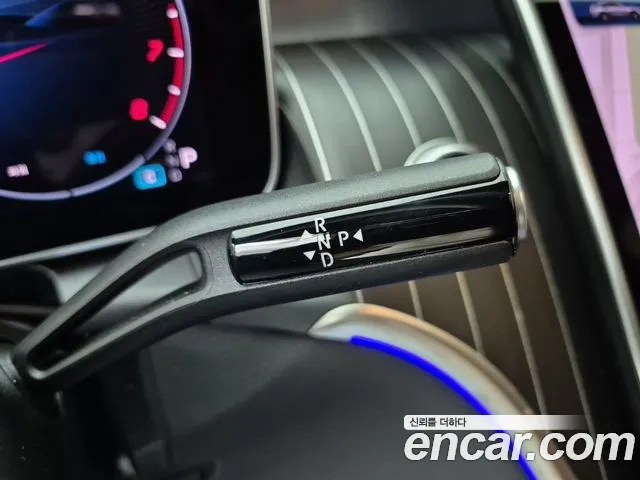 Mercedes-Benz GLC 2025 thumb 8