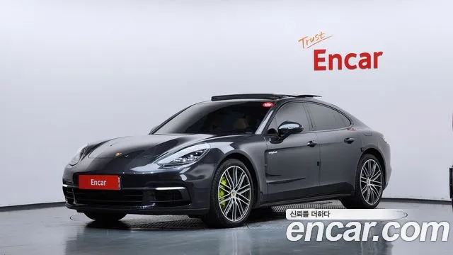 Porsche Panamera 2020 thumb 12
