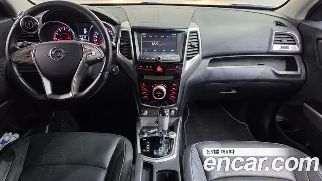 KG_Mobility_Ssangyong TIBOLI 2015 thumb 7