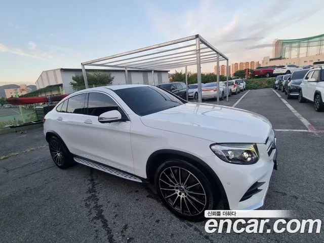 Mercedes-Benz GLC 2017 thumb 4