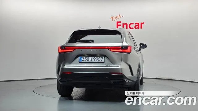 Lexus NX 2023 thumb 3
