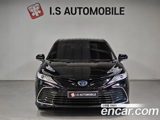 Toyota Camry 2023 thumb 2