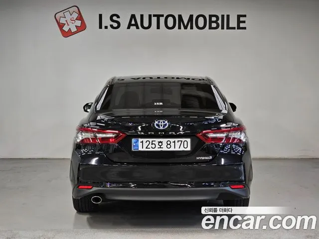 Toyota Camry 2023 thumb 3