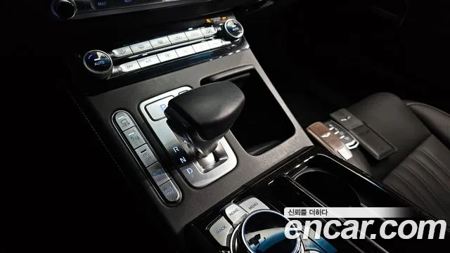 Genesis G90 2020 thumb 8