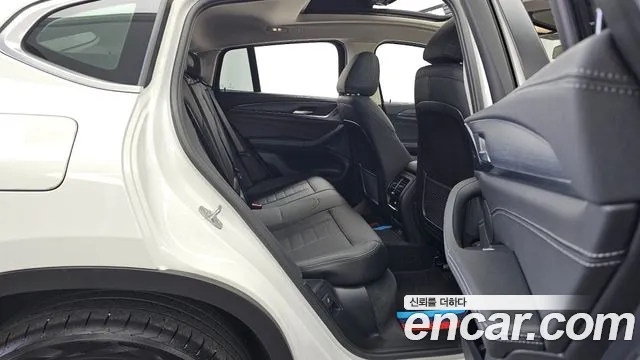 BMW X4 2024 thumb 12