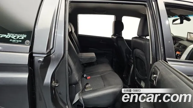 KG_Mobility_Ssangyong KORANDO 2014 thumb 12