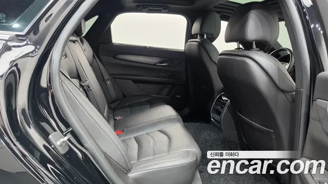Cadillac CT6 2018 thumb 12