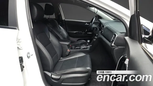 Kia Sportage 2015 thumb 10
