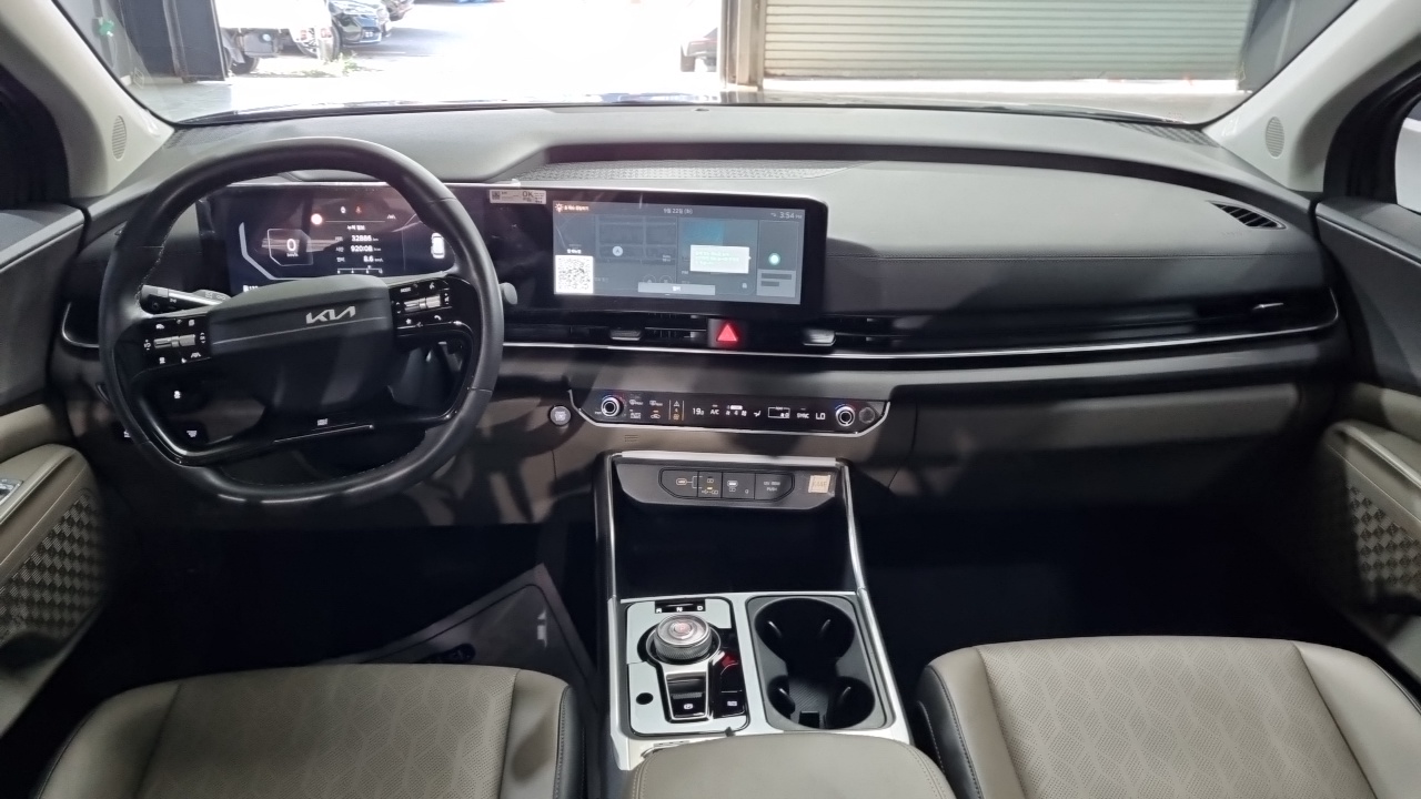 Kia Carnival 2024 thumb 7