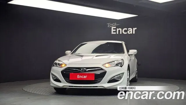 Hyundai Genesis 2012 thumb 3