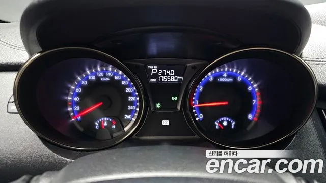 Hyundai Genesis 2012 thumb 8