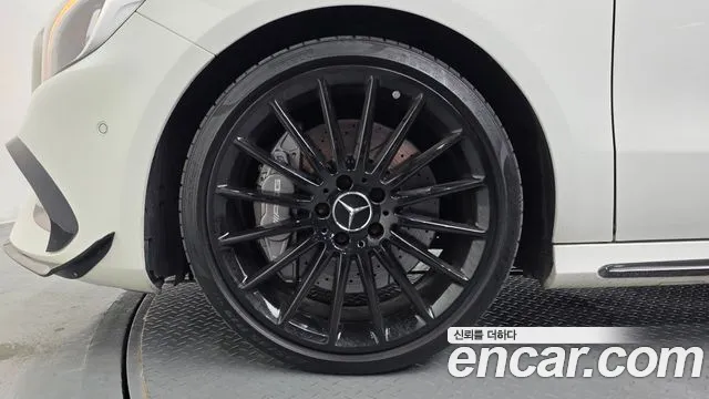 Mercedes-Benz A-Класс 2017 thumb 5