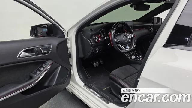 Mercedes-Benz A-Класс 2017 thumb 10