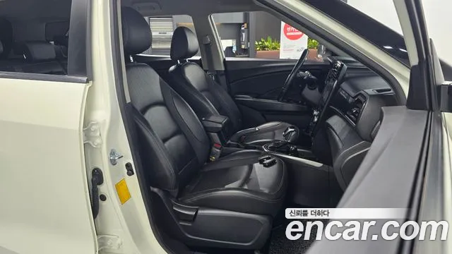 KG_Mobility_Ssangyong TIBOLI 2021 thumb 10