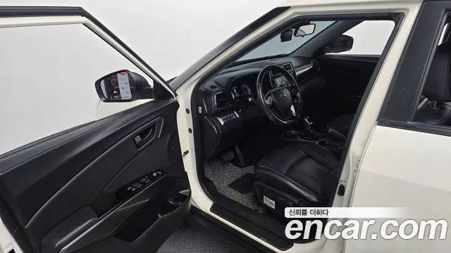 KG_Mobility_Ssangyong TIBOLI 2021 thumb 11