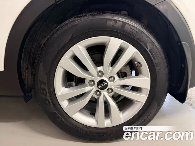 Kia Sorento 2015 thumb 4