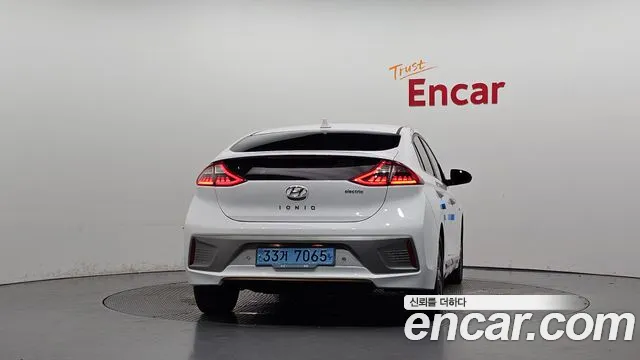 Hyundai IONIQ 6 2017 thumb 4