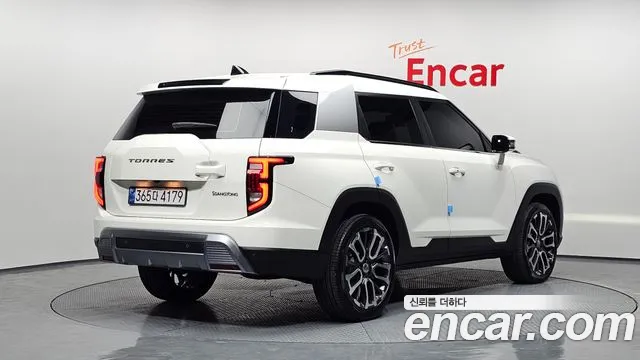 KG_Mobility_Ssangyong Torres 2022 thumb 2