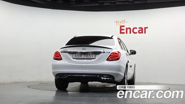 Mercedes-Benz C-Класс 2017 thumb 4