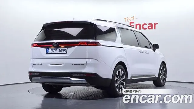 Kia Carnival 2020 thumb 2