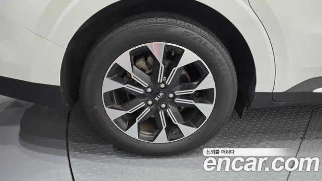 Kia Carnival 2020 thumb 5