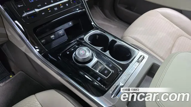 Kia Carnival 2020 thumb 9