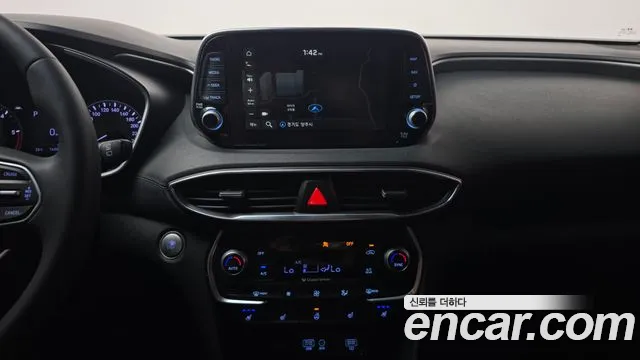 Hyundai Santa Fe 2019 thumb 12