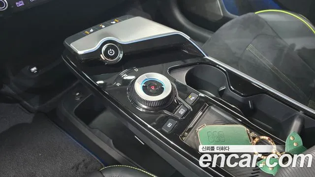 Kia EV6 2023 thumb 8