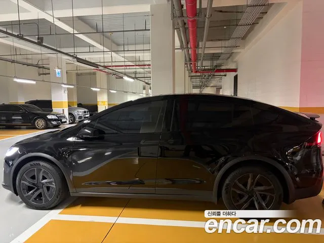 Tesla Model X 2026 thumb 4