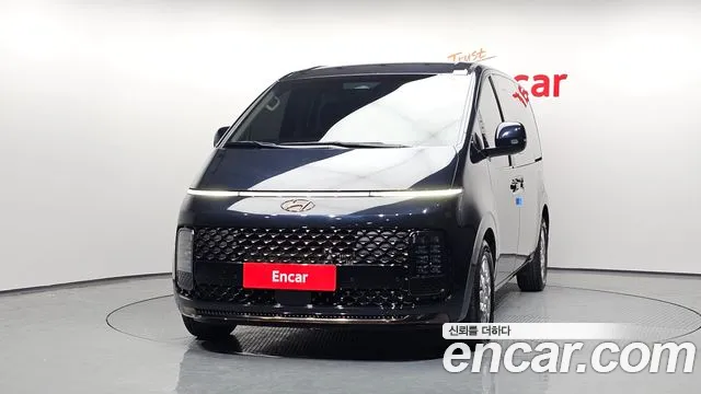 Hyundai Staria 2021 thumb 3