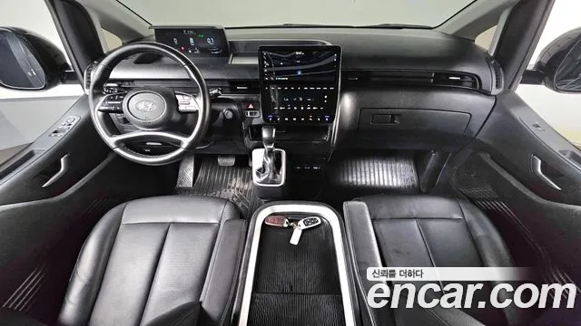 Hyundai Staria 2021 thumb 7