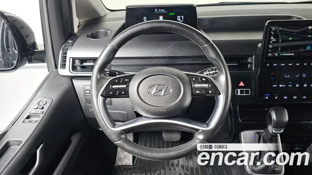 Hyundai Staria 2021 thumb 12