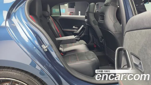Mercedes-Benz A-Класс 2023 thumb 12