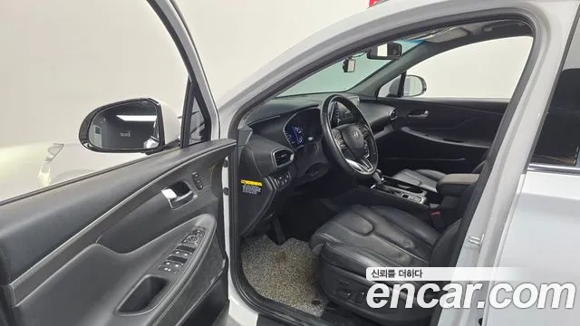 Hyundai Santa Fe 2018 thumb 10