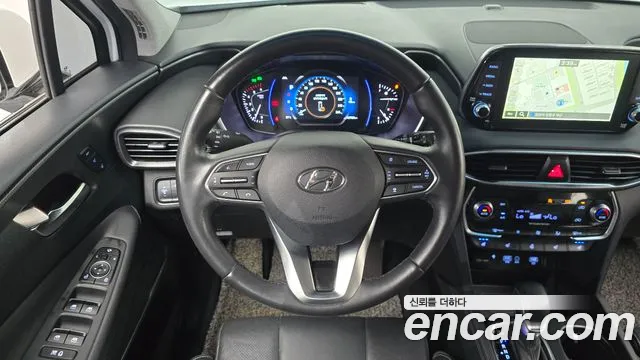 Hyundai Santa Fe 2018 thumb 12