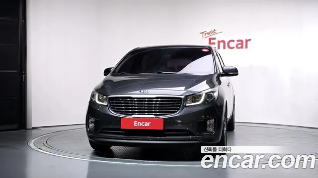 Kia Carnival 2014 thumb 3