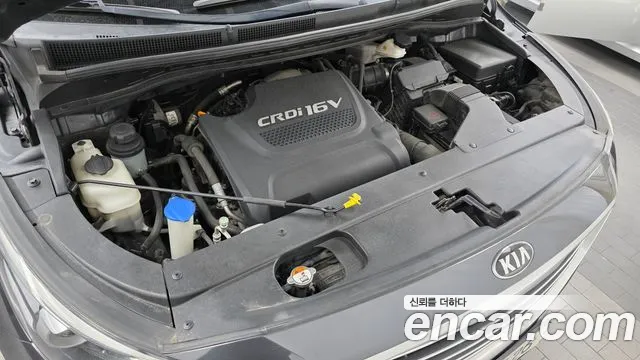 Kia Carnival 2014 thumb 6